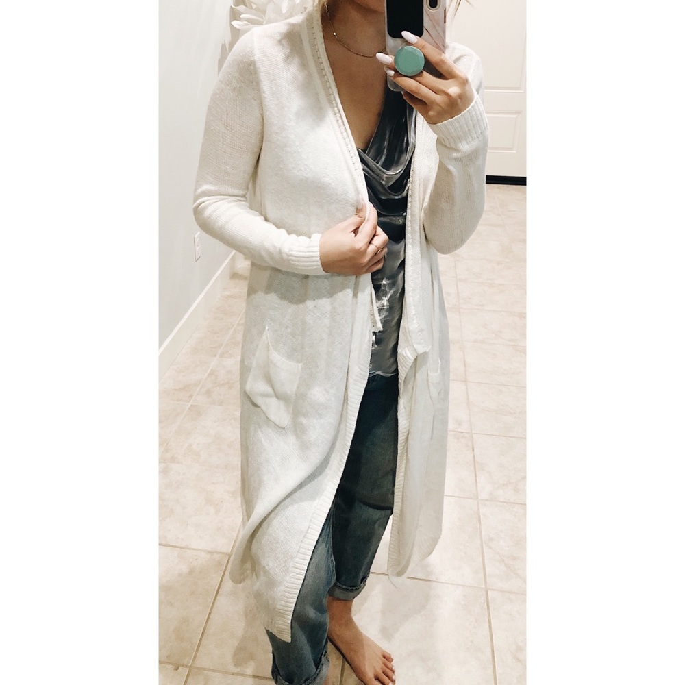 Roberta Roller Rabbit Linen Long Cardigan - Picture 2 of 4